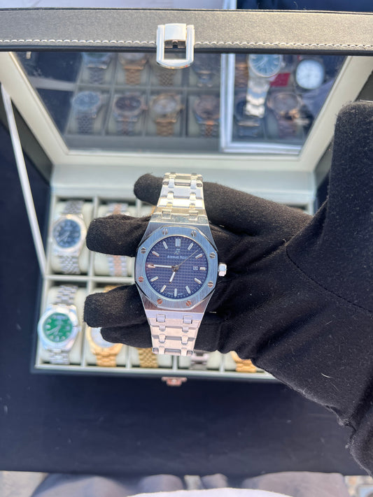 AP plateado tablero azul
